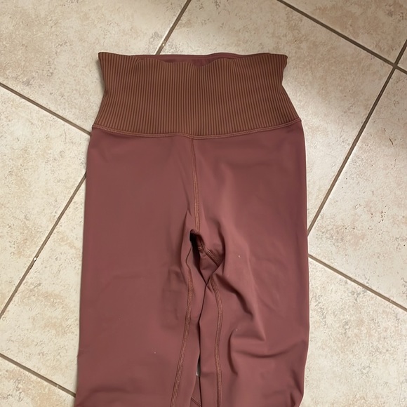 Vuori Ribbed Studio Leggings - Picture 4 of 5